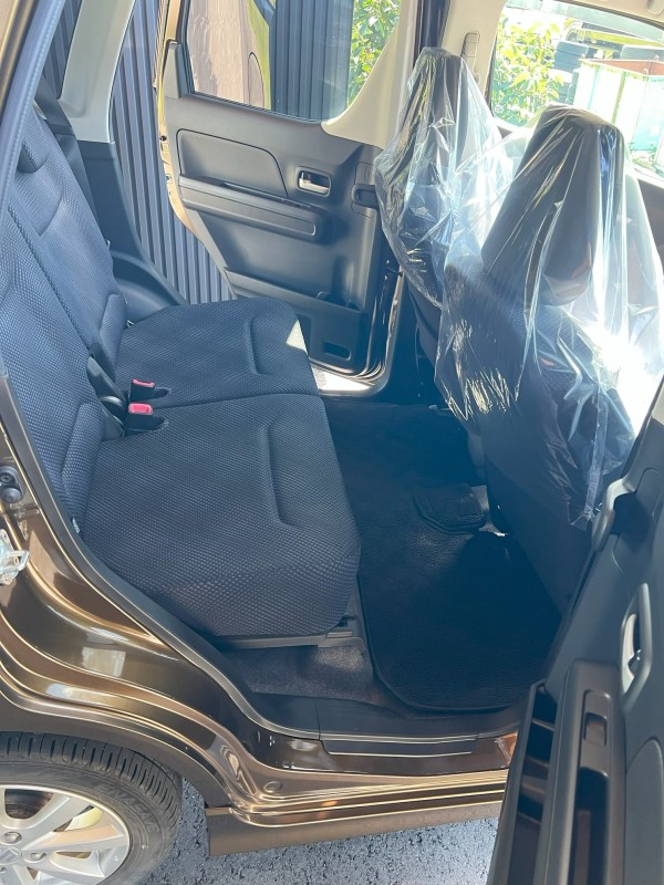 室内も広々していて、新プラットフォームによる軽量化と高剛性で乗り心地もいいです。