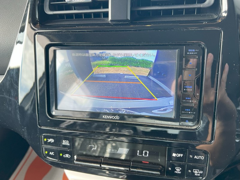 もちろんバックカメラも装着しているので、駐車もスムーズに行えます。